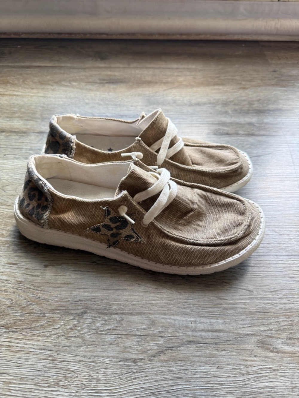 Gypsy Jazz Leopard Print Slip On